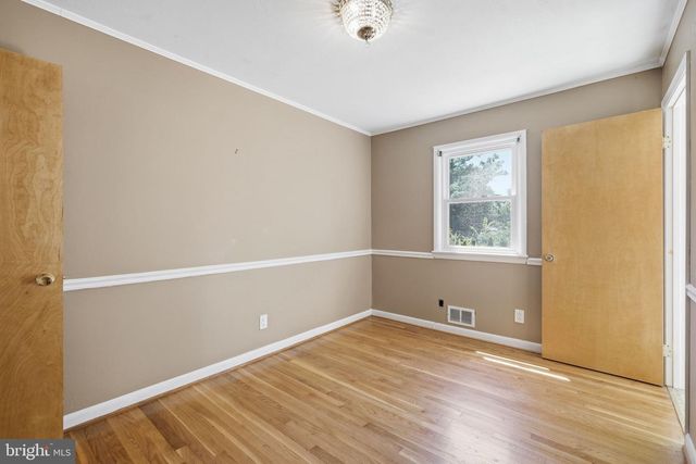 9205 4TH ST, Lanham, MD 20706