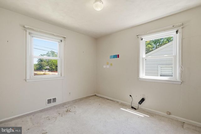 9205 4TH ST, Lanham, MD 20706