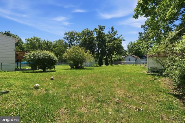 9205 4TH ST, Lanham, MD 20706