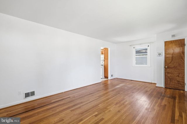 9205 4TH ST, Lanham, MD 20706