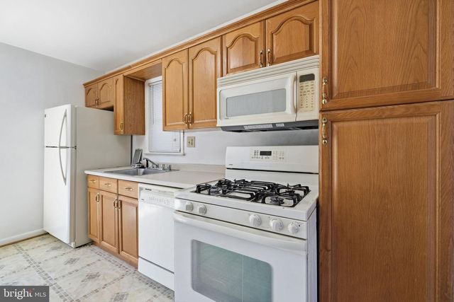 9205 4TH ST, Lanham, MD 20706