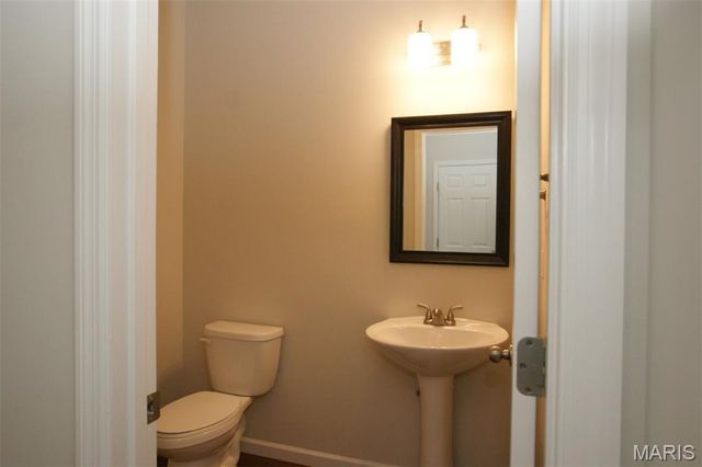 910 Ellis Park Drive, Wentzville, MO 63385