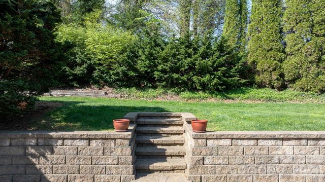 421 18th Avenue Lane NW, Hickory, NC 28601