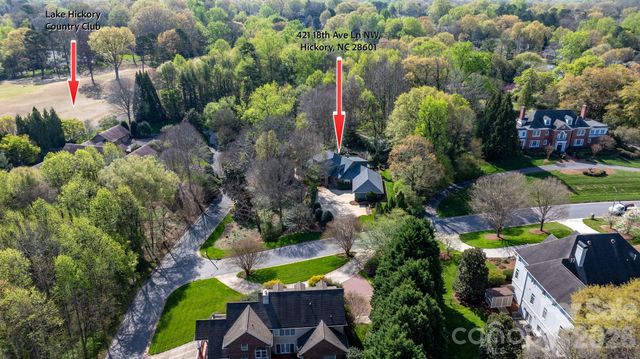 421 18th Avenue Lane NW, Hickory, NC 28601