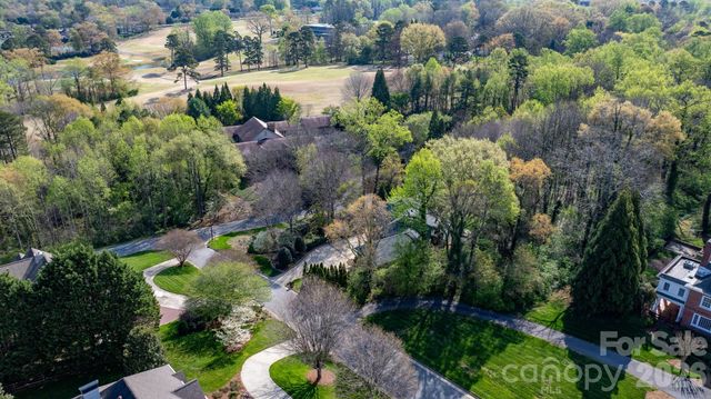 421 18th Avenue Lane NW, Hickory, NC 28601