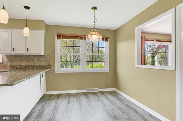 411 HOPI DR, Mechanicsburg, PA 17050