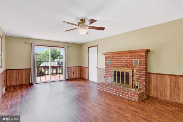411 HOPI DR, Mechanicsburg, PA 17050
