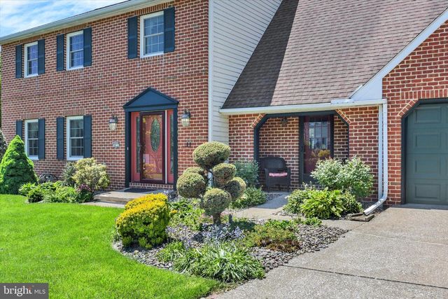411 HOPI DR, Mechanicsburg, PA 17050