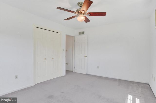 411 HOPI DR, Mechanicsburg, PA 17050