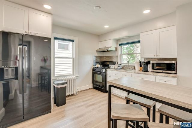 278 High Street, Teaneck, NJ 07666