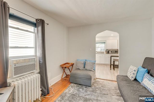 278 High Street, Teaneck, NJ 07666