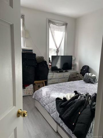 964 54th Street, Brooklyn, NY 11219