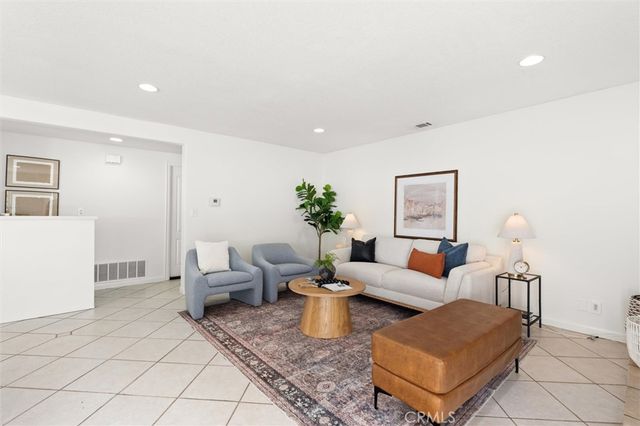 2761 Bunting, Costa Mesa, CA 92626