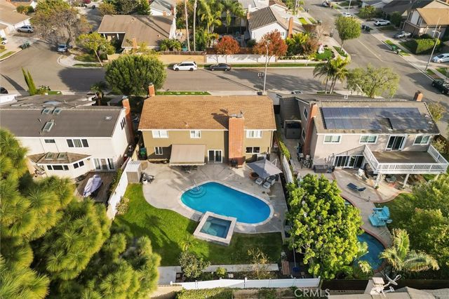 2761 Bunting, Costa Mesa, CA 92626