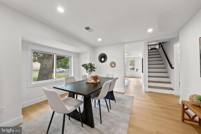 232 MECRAY LN, Maple Shade, NJ 08052