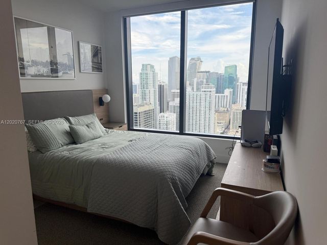 159 NE 6th St 4016, Miami, FL 33132
