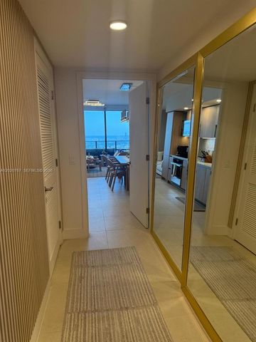 159 NE 6th St 4016, Miami, FL 33132