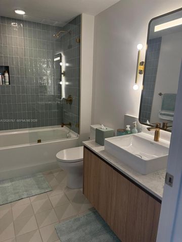 159 NE 6th St 4016, Miami, FL 33132