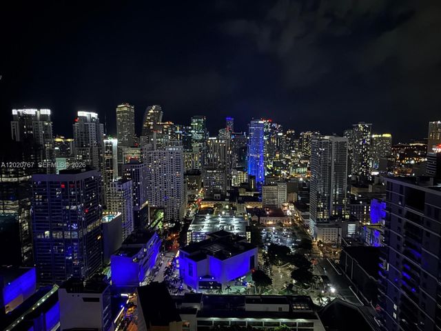 159 NE 6th St 4016, Miami, FL 33132