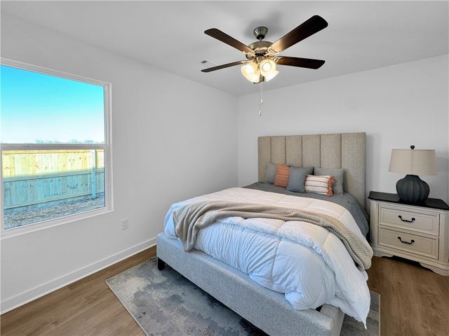 512 Greer Street, Pea Ridge, AR 72751