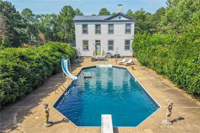 2410 Centerville TPKE, Chesapeake, VA 23322