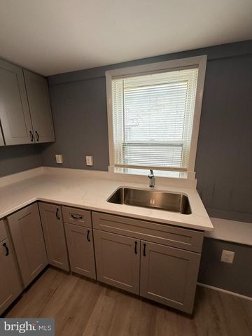 122 W ALL SAINTS ST, Frederick, MD 21701