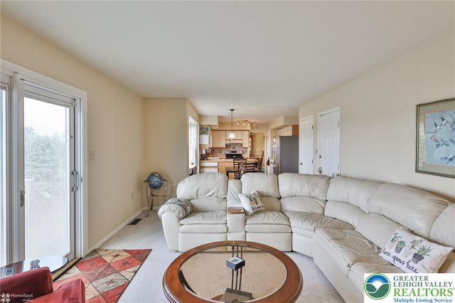 216 Memorial Drive, Bath Boro, PA 18014