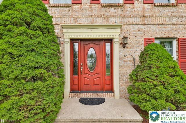 216 Memorial Drive, Bath Boro, PA 18014