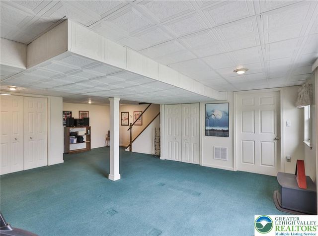 216 Memorial Drive, Bath Boro, PA 18014