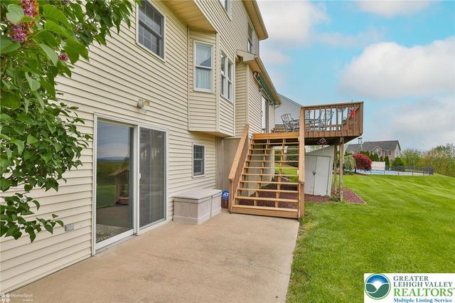 216 Memorial Drive, Bath Boro, PA 18014