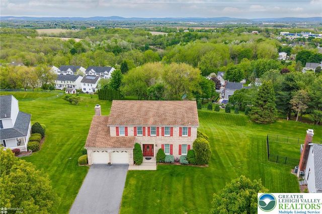216 Memorial Drive, Bath Boro, PA 18014