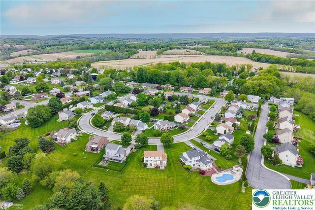 216 Memorial Drive, Bath Boro, PA 18014