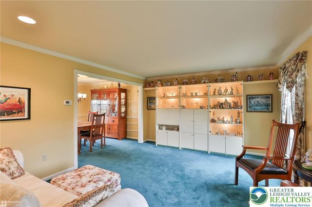 216 Memorial Drive, Bath Boro, PA 18014
