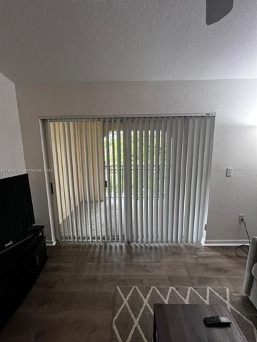 2548 Centergate Dr 301, Miramar, FL 33025