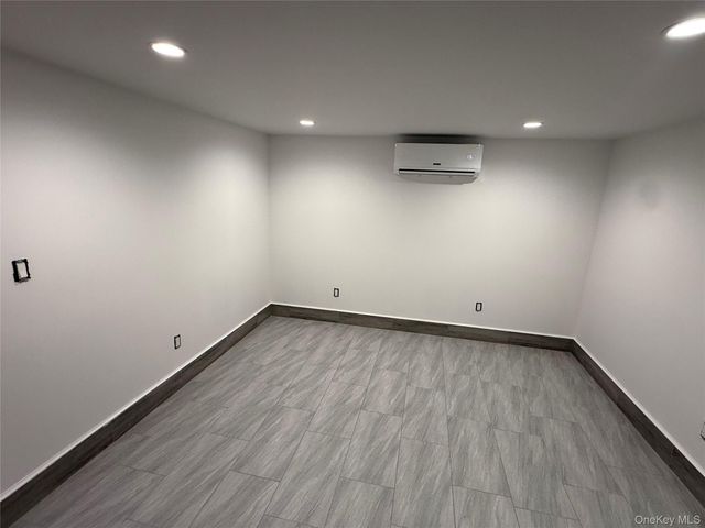 174 Whittier Avenue, Babylon, NY 11703