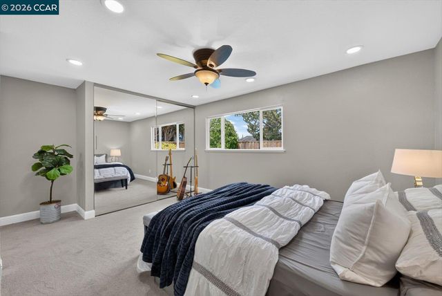 1617 Greenridge Dr, Pittsburg, CA 94565