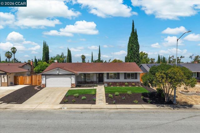 1617 Greenridge Dr, Pittsburg, CA 94565