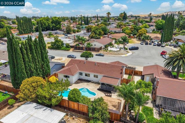 1617 Greenridge Dr, Pittsburg, CA 94565