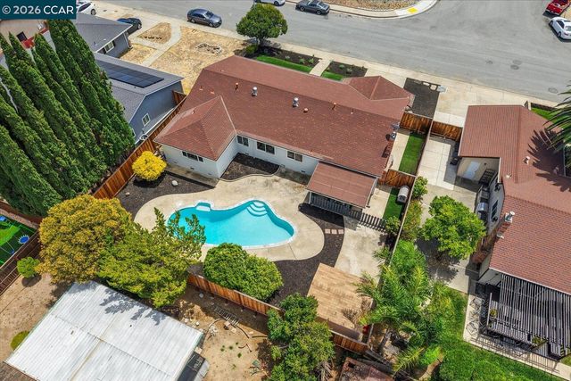 1617 Greenridge Dr, Pittsburg, CA 94565