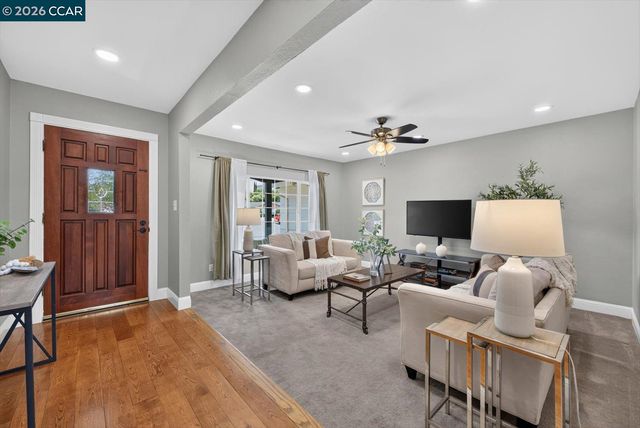 1617 Greenridge Dr, Pittsburg, CA 94565