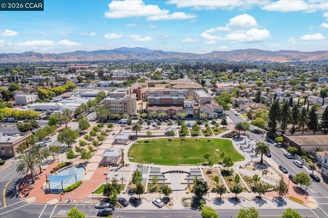 1617 Greenridge Dr, Pittsburg, CA 94565