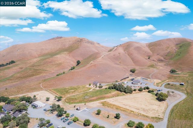 1617 Greenridge Dr, Pittsburg, CA 94565