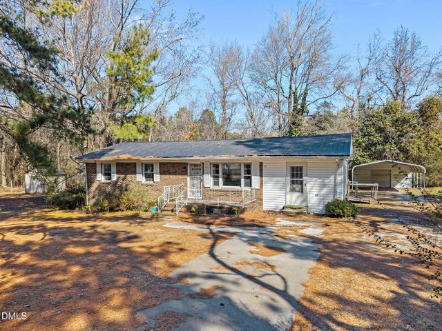 322 Pineshoal Drive, Snow Hill, NC 28580