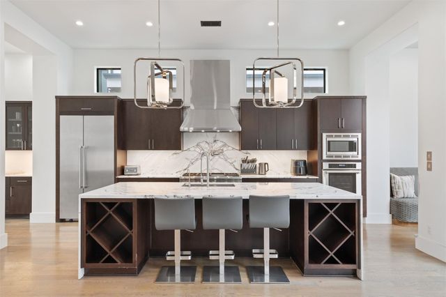 2703 Westgrove Lane, Houston, TX 77027