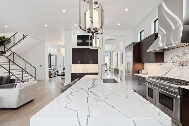 2703 Westgrove Lane, Houston, TX 77027