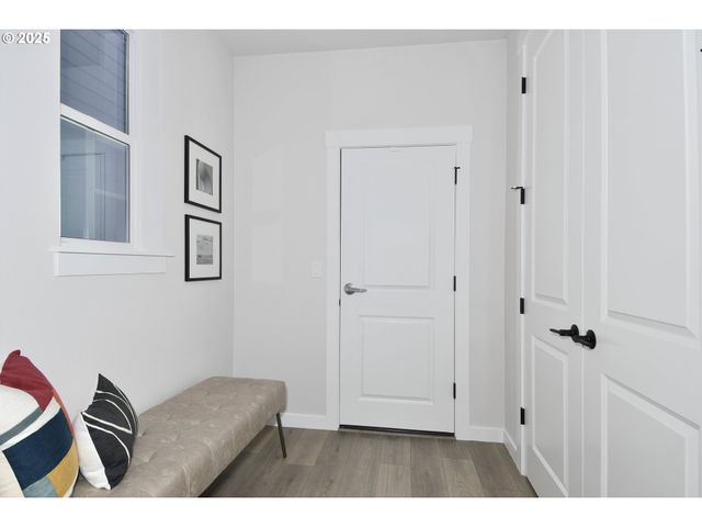 18975 Sw EUREKA Ln, Beaverton, OR 97007