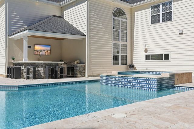3815 Rice Hope Ct., Myrtle Beach, SC 29577