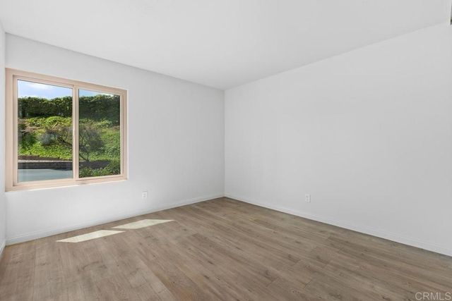 757 Nob Circle, Vista, CA 92084