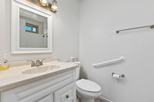 757 Nob Circle, Vista, CA 92084