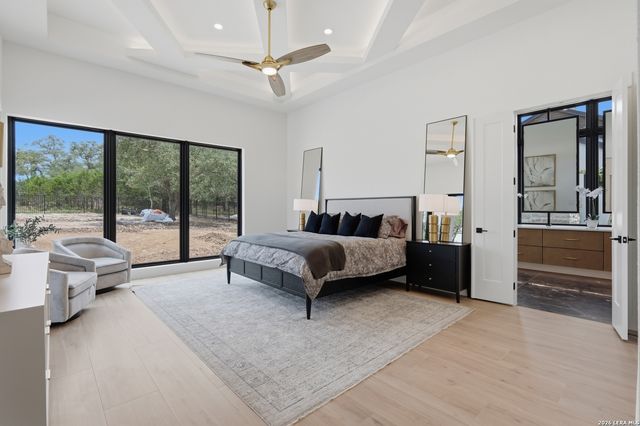 200 Easy Money, Boerne, TX 78006